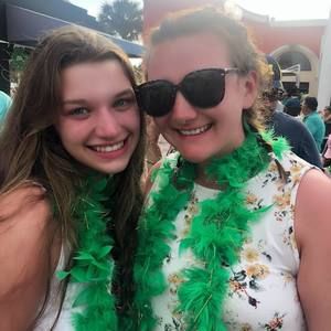 Meet your Posher, Leah